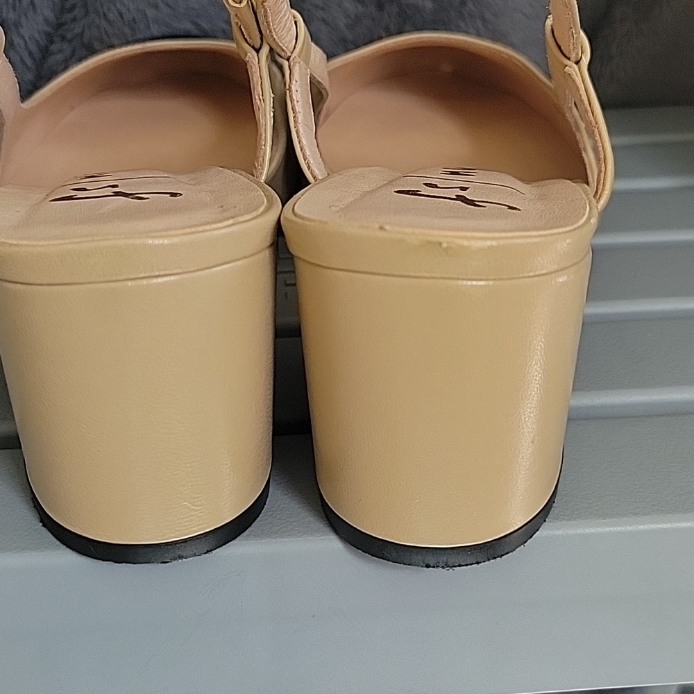 French Sole FS NY Spring Tan Black Toecap Slingbacks Size 8.5 Block Heel - Picture 8 of 9